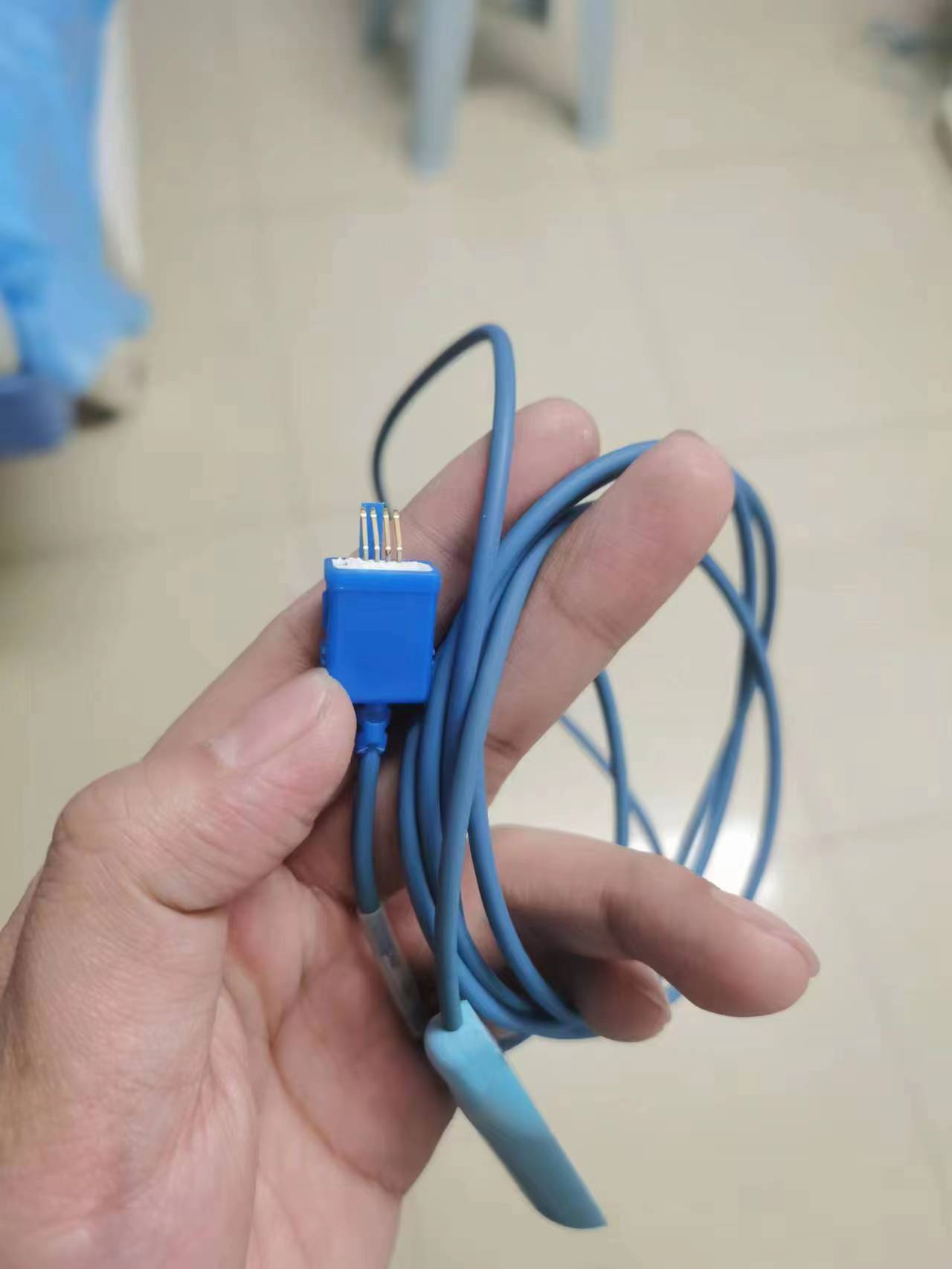 腿动电极